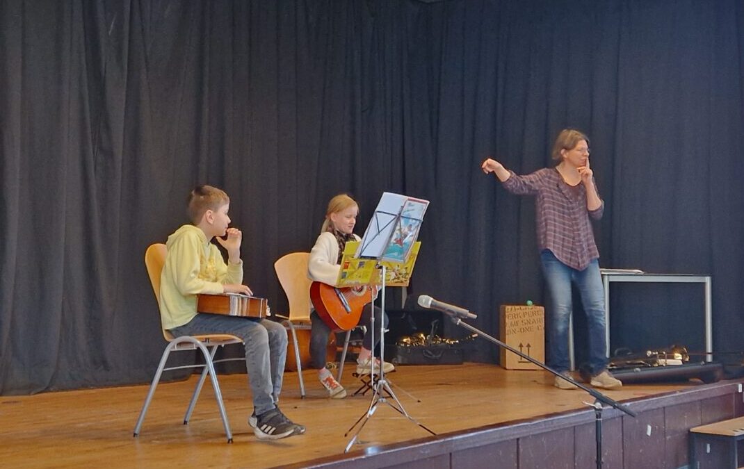 Unsere Schule musiziert wieder– zeigt her eure Instrumente!