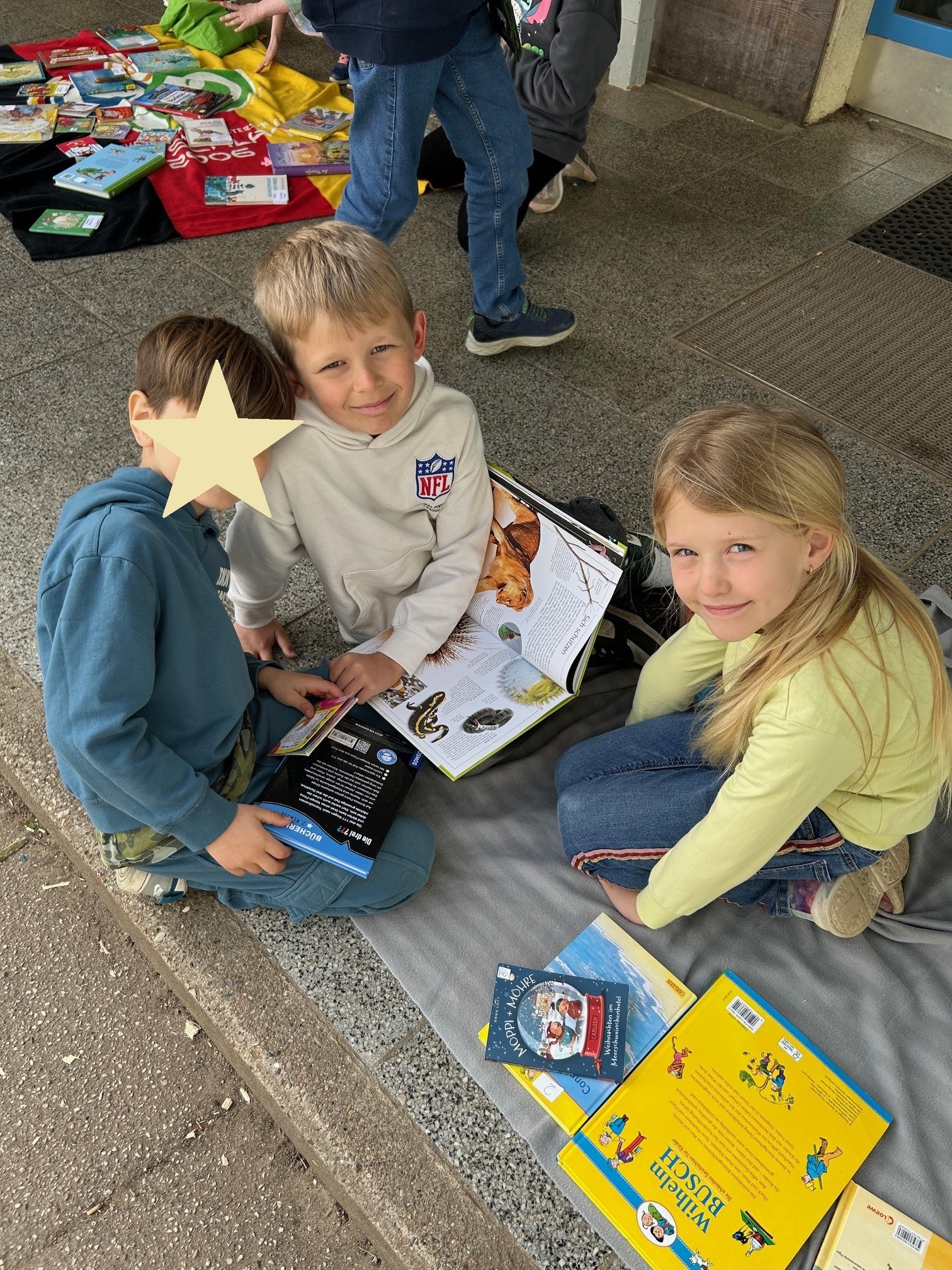 Bücherflohmarkt 3